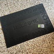 Alfombras welcome engomadas duras en 2800cup disponibles  🖤Negro - Img 56647506