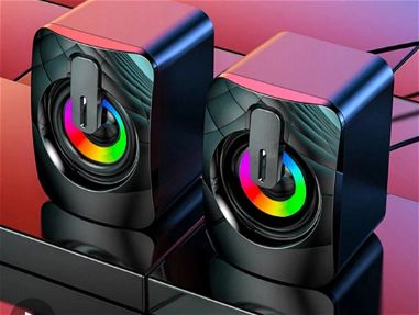 Bocinas RGB USB Nuevas en Caja/ Sonido Estereo 6w Salida /Fiesta de Colores - Img main-image-46068040