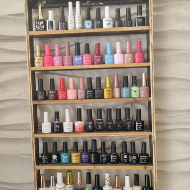 130 usd Centro Habana. Rebajaaa 👏🏻👏🏻👏🏻  Si viene hoy la dejo en 120usd   Mesita de Uñas con máquina recargable, 2 - Img 124431191