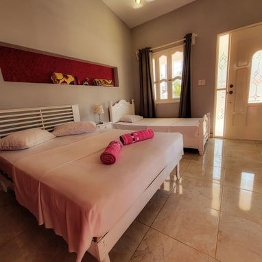 ‎🏞️Hostal en Viñales.Alojamiento con piscina y servicios personalizados🏡 - 5/10