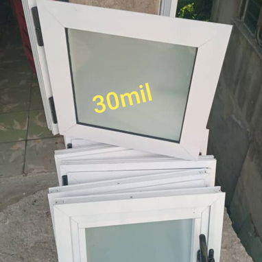 Fregaderos , pilas mezcladoras,  duchas de 3 tiros , juegos de herramientas,  ventanas, entre otros . - Img 123073459