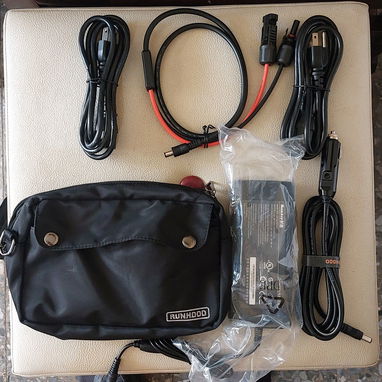 Estacion de energia Runhood Rallye 1200w 648wh, pico de arranque 2400w nueva en caja-450usd - Img 123261850