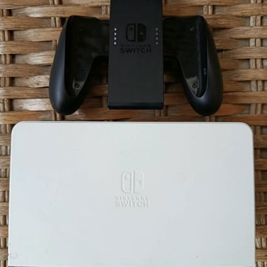 Nintendo switch V1 sin pirater, con detalles estéticos sin drift, solo la consola 80 USD - 4/4