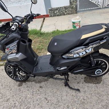Moto Eléctrica TRECK ADV Batería 72V 35A - 8/8