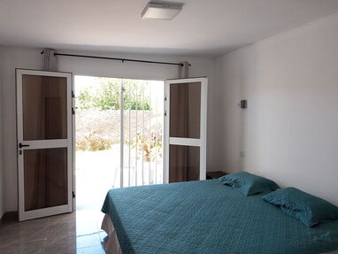🏠🏝 Alquilamos esta casa con piscina de 2 habitaciones en Guanabo. Whatssap 52959440 - Img 61270653