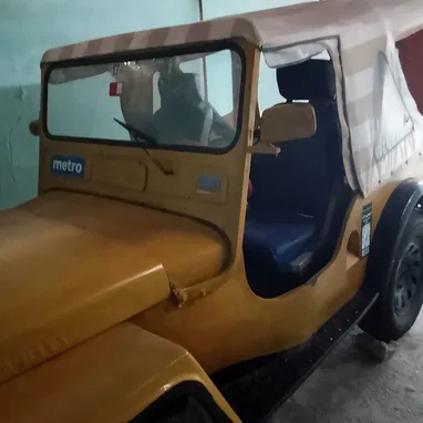 Vendo Willi con su motor de gasolina original 5000 USD - Img 126372689