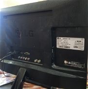 Vendo monitor TV de 22" marca LG - Img 45840578