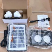 Lámpara multifuncional 30w Liper + Panel Solar + 2 bombillos led  $24.00 USD - Img 55738748