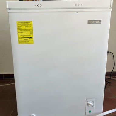 Nevera Marca Royal de 5 pies 155 litros con su cesta y llaves y cerradura Precio 290 USD con transporte gratis - Img 125758302