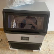 Maquina de hielo de 450 libras 240 libras, 200 libras, 150 libras, 130 libras, 110 libras, 100 libras, 33 y26 libras - Img 58231909
