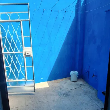 *$15 000usd. En venta casa (ALTOS) con garaje (COMPARTIDO) en Guanabacoa, Reparto Villa 2.. a 2 cuadras de la notaría - Img 117790781