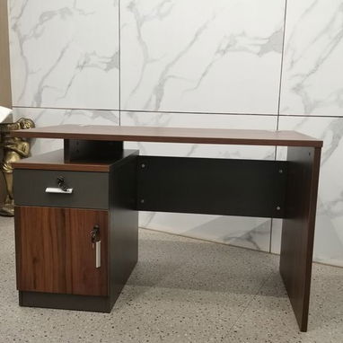 Mesa de computadora escritorios y burós comunícate con Pedro - Img 109508988