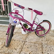 Vendo bicicleta de niña ( poco uso). - Img 55739677
