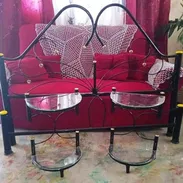 Cama con mesitas - Img 55598892
