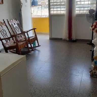 Venta de Apartamento Amplio en 3er Piso. A una cuadra Calzada de Reina. Centro Habana. #208 - Img 126881407
