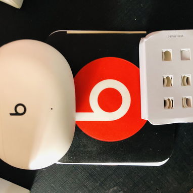 AirPods Pro 3… Audifonos Beats… EarPods (todo 100%original) - 3/5