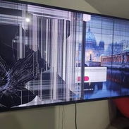 Me estorban en la casa tv con problemas de pantalla Los 3 por 80 - Img 56309064