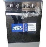 Vendo Cocina con horno, Nisato, 4 hornillas, tapa de cristal, luz en el horno -mensajería gratis - Img 50382809