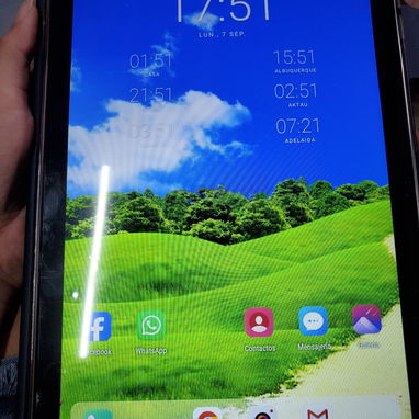 Tablet con sus accesorios - 7/7
