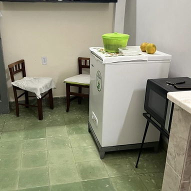 Se vende o se permuta para municipio vedado casa en centro habana - Img 123912413