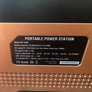 Estacion de energía  con su panel  y todo  incluido - 4/10