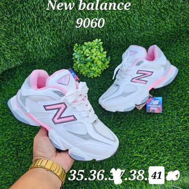 26500 New balance 9060☝️☝️para mujer - 3/5