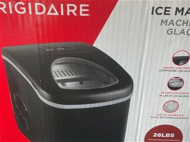 Maquina de hielo 🧊 de 26 Libras diaria de hielo marca frigidaire y Salton nuevas en caja - Img 66880090