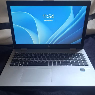 OJO VENDO EN 260 USD LAPTOP HP DE USO 💎 CARACTERÍSTICAS PRINCIPALES: • 🚀 Procesador: Intel Core i5-8350U (8va Generac - Img 125078028
