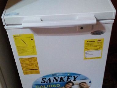 Freezer Sankey de 3.5 pies (roto por máquina)58278775 - Img main-image-45307309