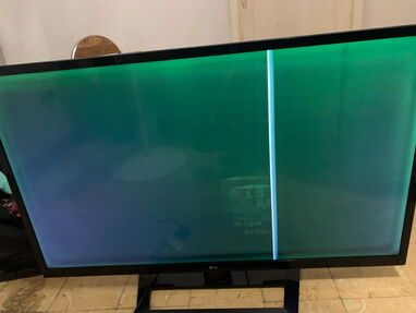 Tv LG 3D 55 Pulgadas  pantalla en corte, Led,board,Fuente,Tecom y en buen estado.Lo doy con board y Tecon de reespuesto - Img 59772533