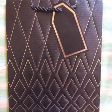 Bolsas de regalo, especiales para regalar a tu persona favorita - Img 121404354