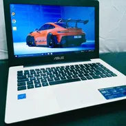 💻 Laptop Asus blanca – Como nueva de paquete. - Img 57589549