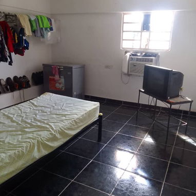 SE VENDE PROPIEDAD DE DOS NIVELES EN DIEZ DE OCTUBRE - 7/10
