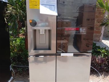 refrigerador LG  22 pies dispensador de agua hielo y frappé 6 meses  y además cuenta con factura de compra + mensajería - Img main-image-45855226