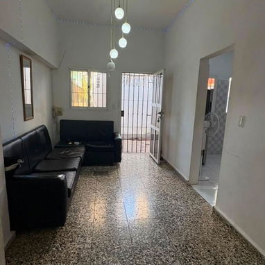 🏡 Casa semi-independiente ubicada en la calle 60 cerca a 31 - Img 125380313