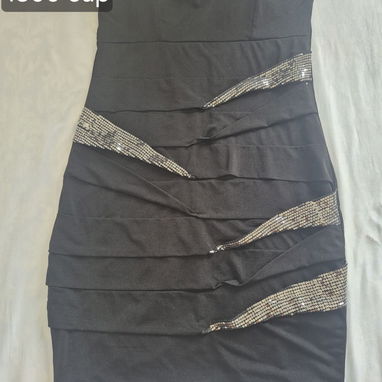 Vestidos de mujer de salir, nuevos, de muy poco  uso y de paca. De segunda mano. - 4/10