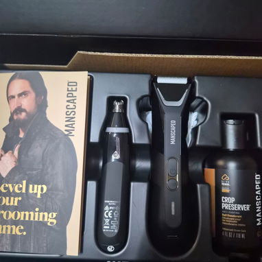 kit de aseo con máquinas de afeitar eléctricas. - 2/5