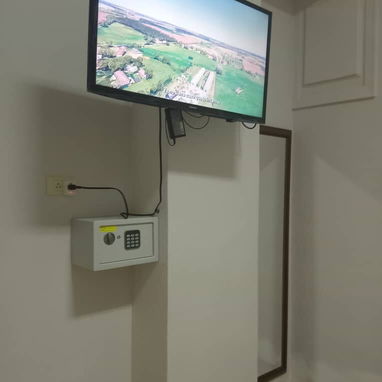 : RENTO APTO LUJO HABANA VIEJA | VISTA CAPITOLIO | WIFI LIBRE | 2 PERS | ASCENSOR | 35 USD/EUR DIARIO | IDEAL EJECUTIVOS - Img 120165185