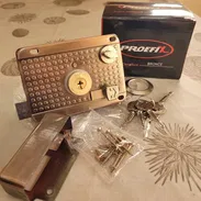 🔒Yale Anticopia,  cerradura con cilindro de Bronce y juego de 5 llaves de cuatro caras. Alta calidad y seguridad. - Img 54437229
