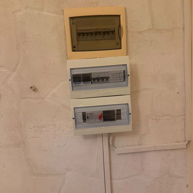 Se brindan servicios de instalación de sistemas solares - 2/3