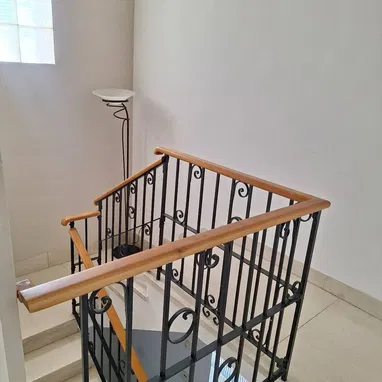 Casa alto de biplanta en Nuevo Vedado a una cuadra de 26 - Img 121451868