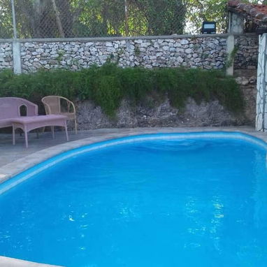 Espectacular casa de renta ,playa de Guanabo ,piscina con recirculación , 3 habit climat , PANELES SOLARES, 52463651, R - Img 89706722