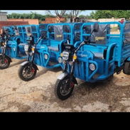 Ofertazo!!!! Triciclos Star híbridos 0km  Bateria:72v 63 ah Extensor de rango 5000w Factura de mypime  4300 usd  Interes - Img 57756521