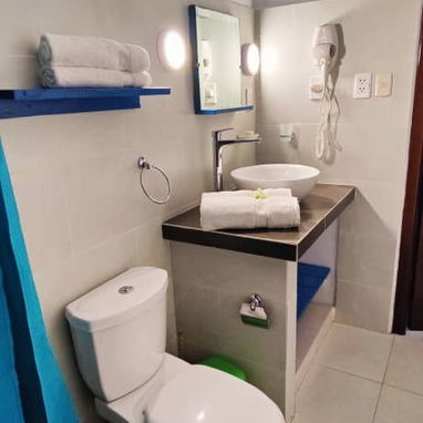 Cod.Z Exclusividad✨: Apartamento Independiente en Plena Avenida 23. 🇨🇺 - Img 109368469