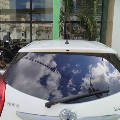 Toyota Yaris 2016 automático - 3/3