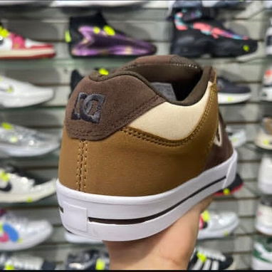 Vendo este par de zapatos - Img 123446961