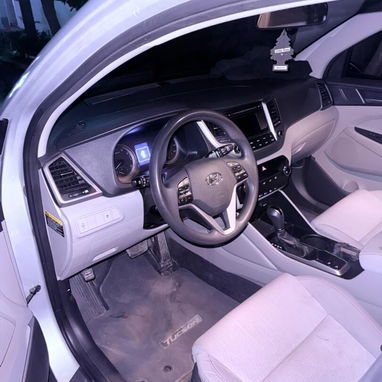Vendo o negocio, Hyundai Tucson, 2017, con el motor 0 km reparado en Cuba - Img 113835502
