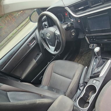 Toyota corolla 2019 - 2/2