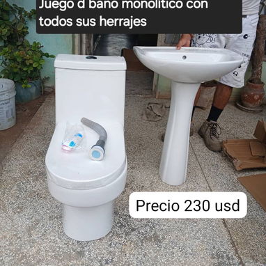 Juegos de baños importados con sus errajes - 2/3