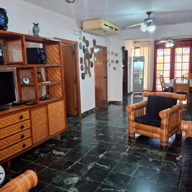 Casa de renta con piscina en Guanabo - Img 114958230